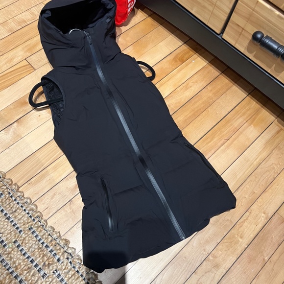 ❤️SOLD❤️Lululemon sleet street rare sold out vest - Picture 8 of 10